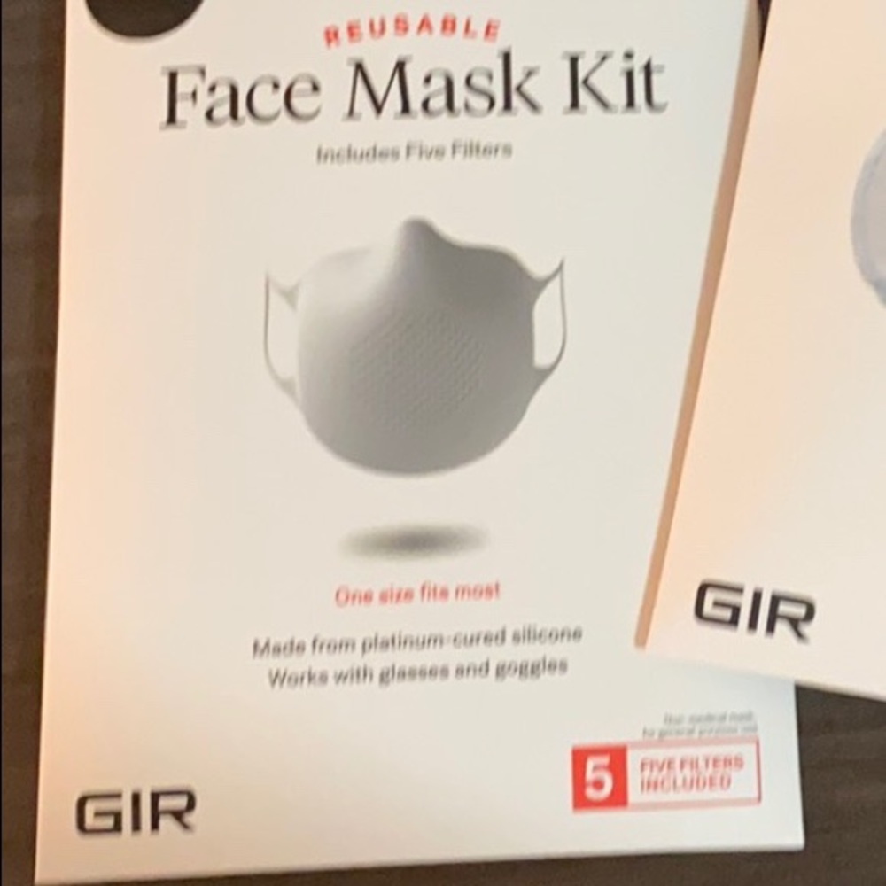 Silicone reusable face mask